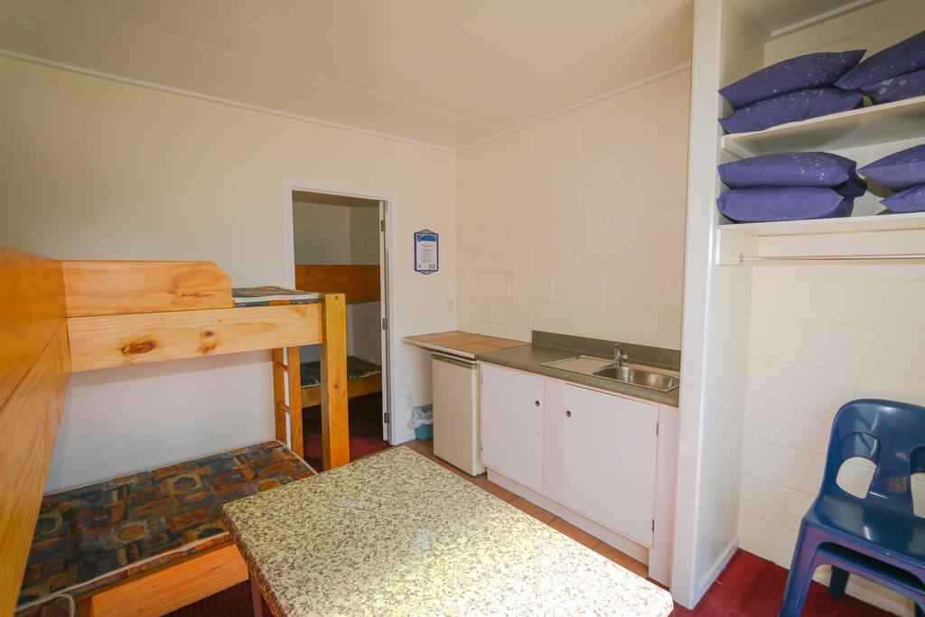 New Plymouth Top 10 Holiday Park Szoba fotó