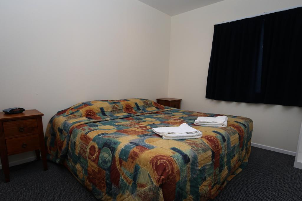 New Plymouth Top 10 Holiday Park Szoba fotó